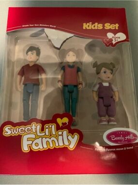 Sweet Lil' Family Beverly Hills Kids Dolls Figures Set 3 Piece New